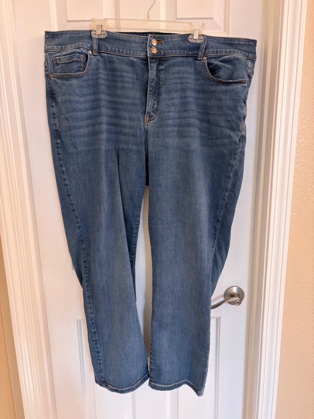 Lane Bryant Straight-Leg Jeans in Medium Blue Wash